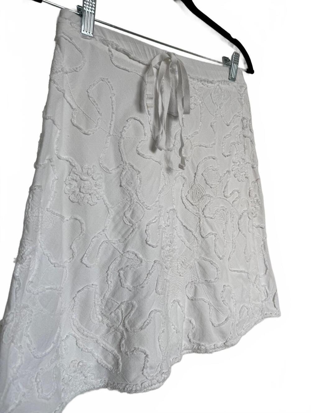 Y2K Max Studio White Embroidered Cotton A-Line Skirt